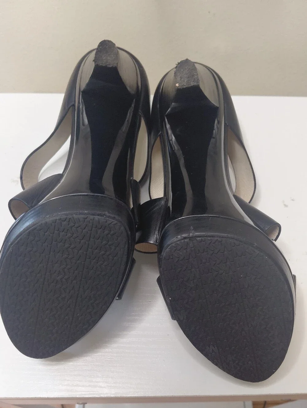 Michael Kors Elana Black Strappy Platform High Heels Size 9.5